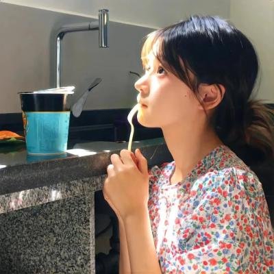 猫眼女枪手